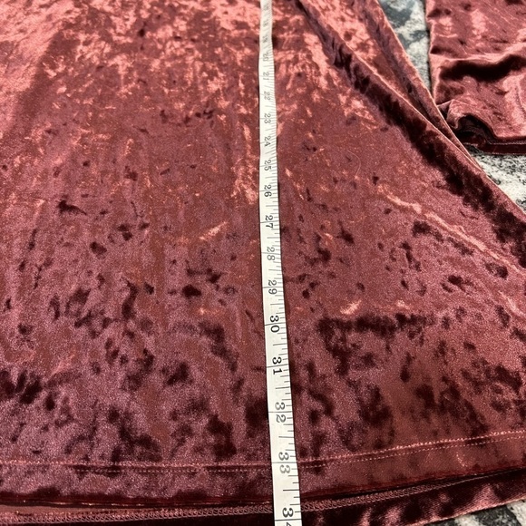 A.n.a Velvety Mauve Shift Dress with a Little Sparkle and Long Bell Sleeves. - Picture 9 of 13